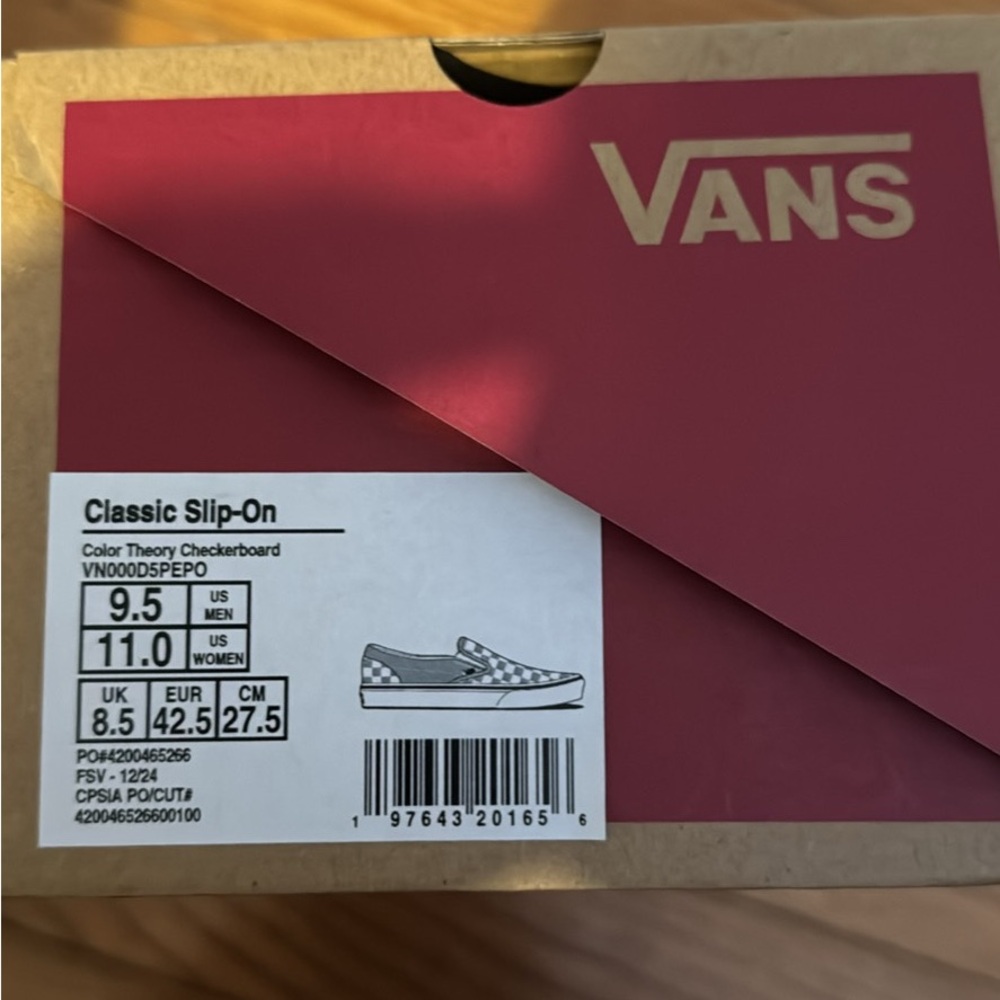 Vans 11 brand new shoes - Picture 2 of 3